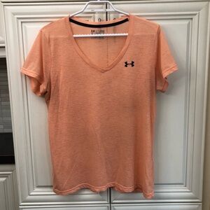 Under Armour Women’s athletic v-neck shirt